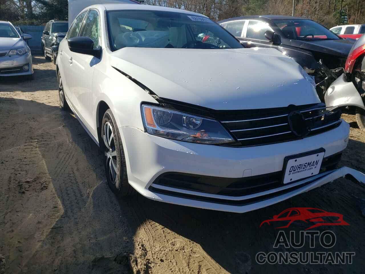 VOLKSWAGEN JETTA 2016 - 3VWD67AJ4GM392954