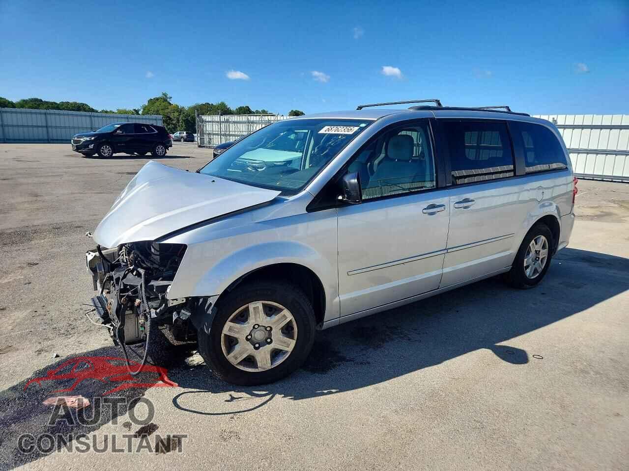 DODGE CARAVAN 2011 - 2D4RN4DG8BR674447