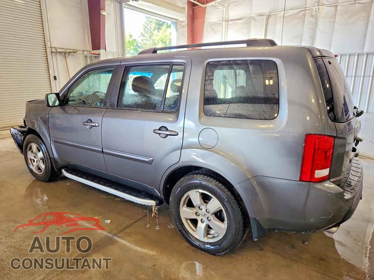 HONDA PILOT 2011 - 5FNYF4H5XBB069131