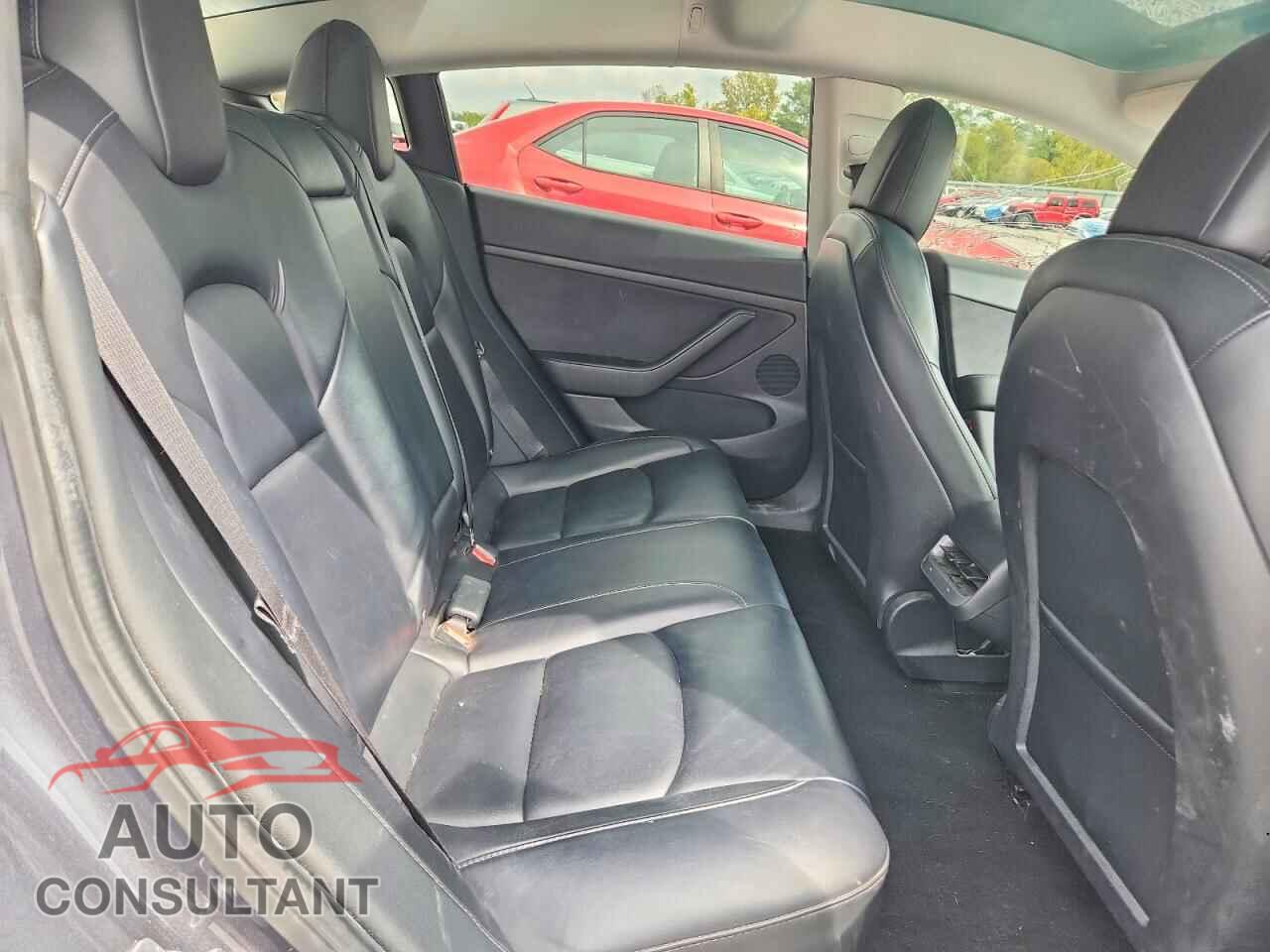 TESLA MODEL 3 2022 - 5YJ3E1EA0NF142959