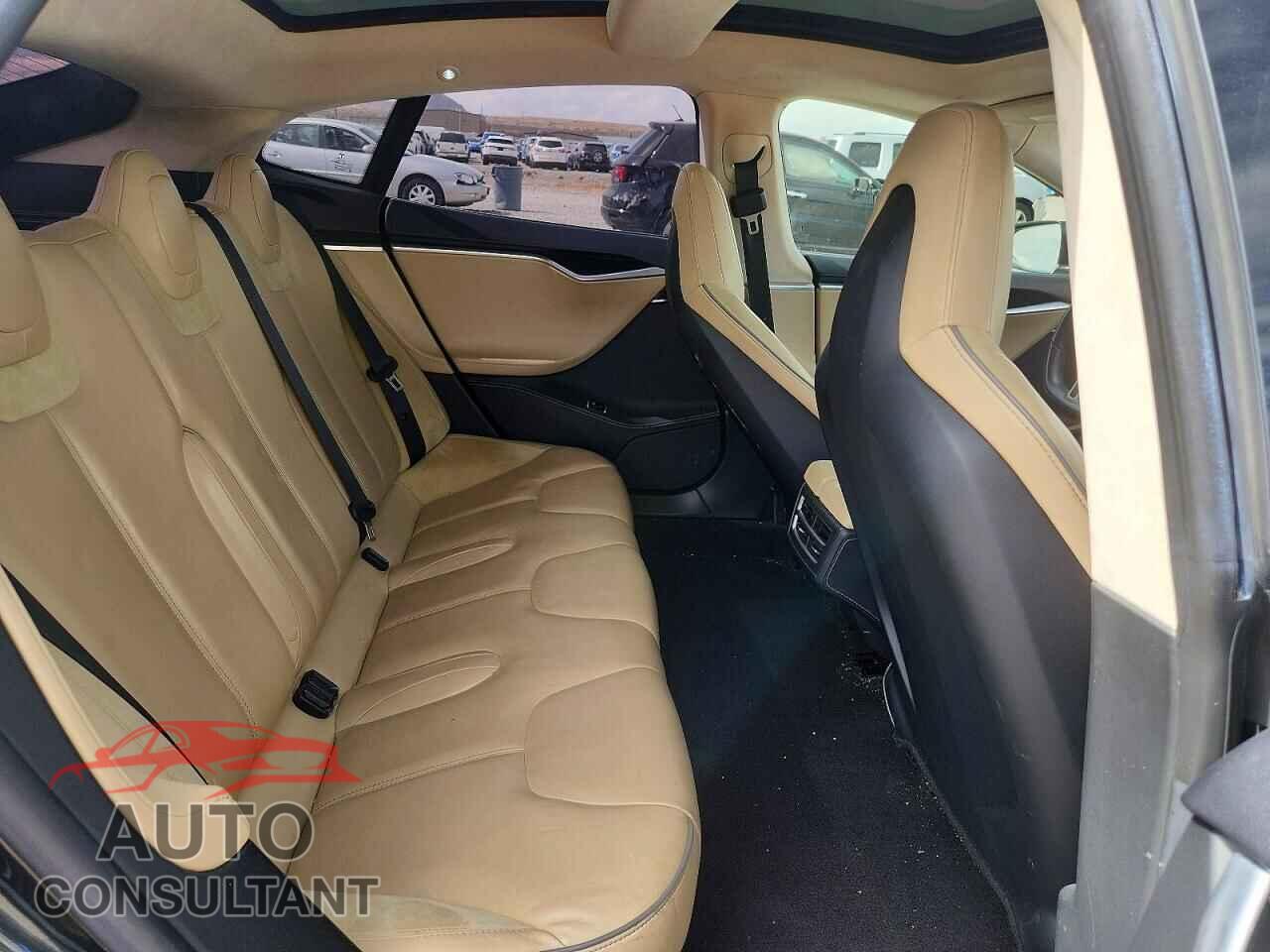 TESLA MODEL S 2014 - 5YJSA1H12EFP47925