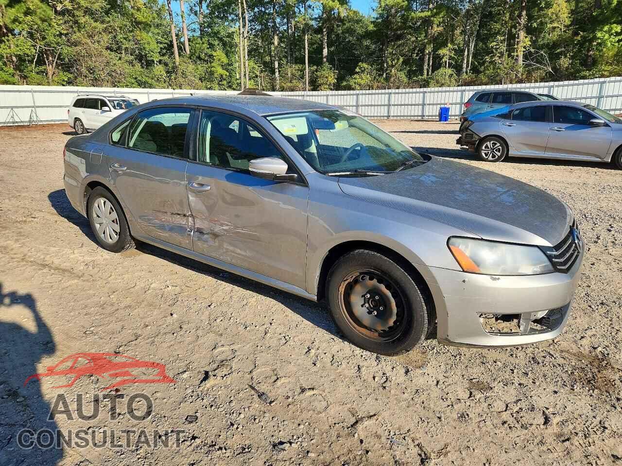 VOLKSWAGEN PASSAT 2012 - 1VWAP7A32CC079530