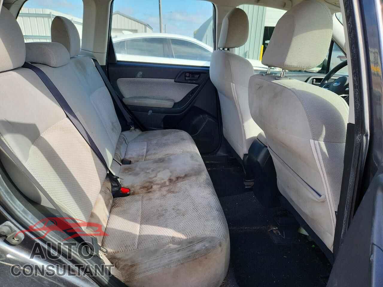 SUBARU FORESTER 2017 - JF2SJAAC6HH547583