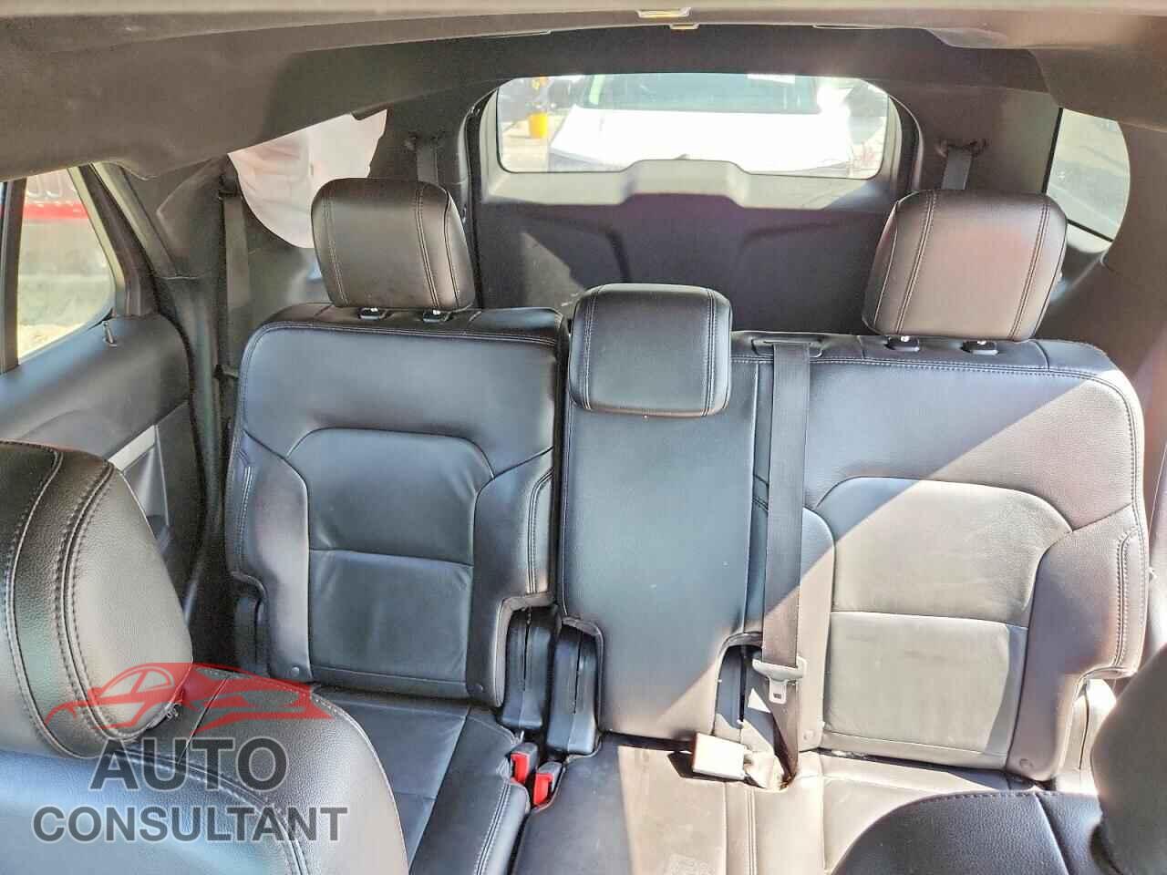 FORD EXPLORER 2017 - 1FM5K8D80HGD75416