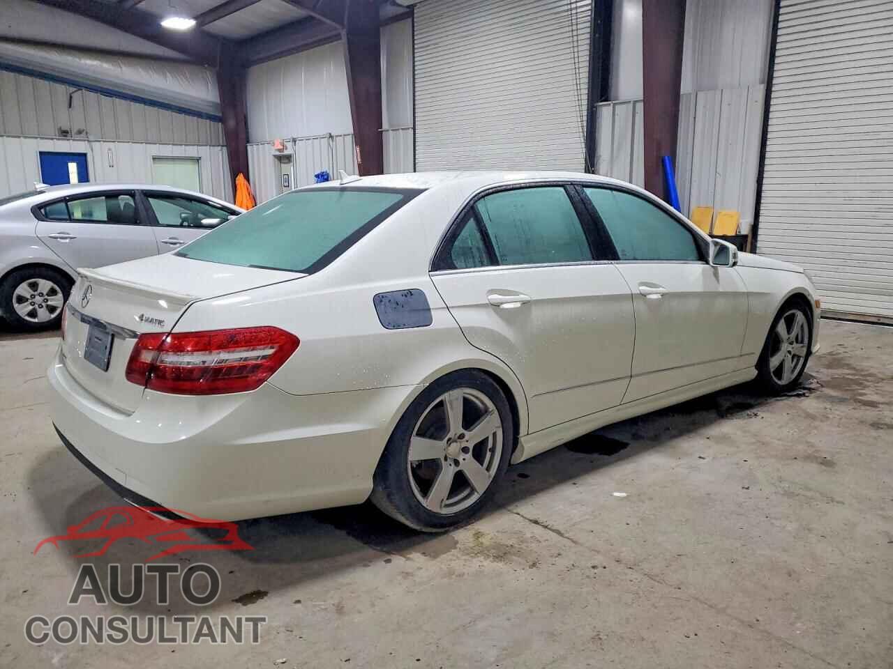 MERCEDES-BENZ E-CLASS 2010 - WDDHF8HB2AA156757