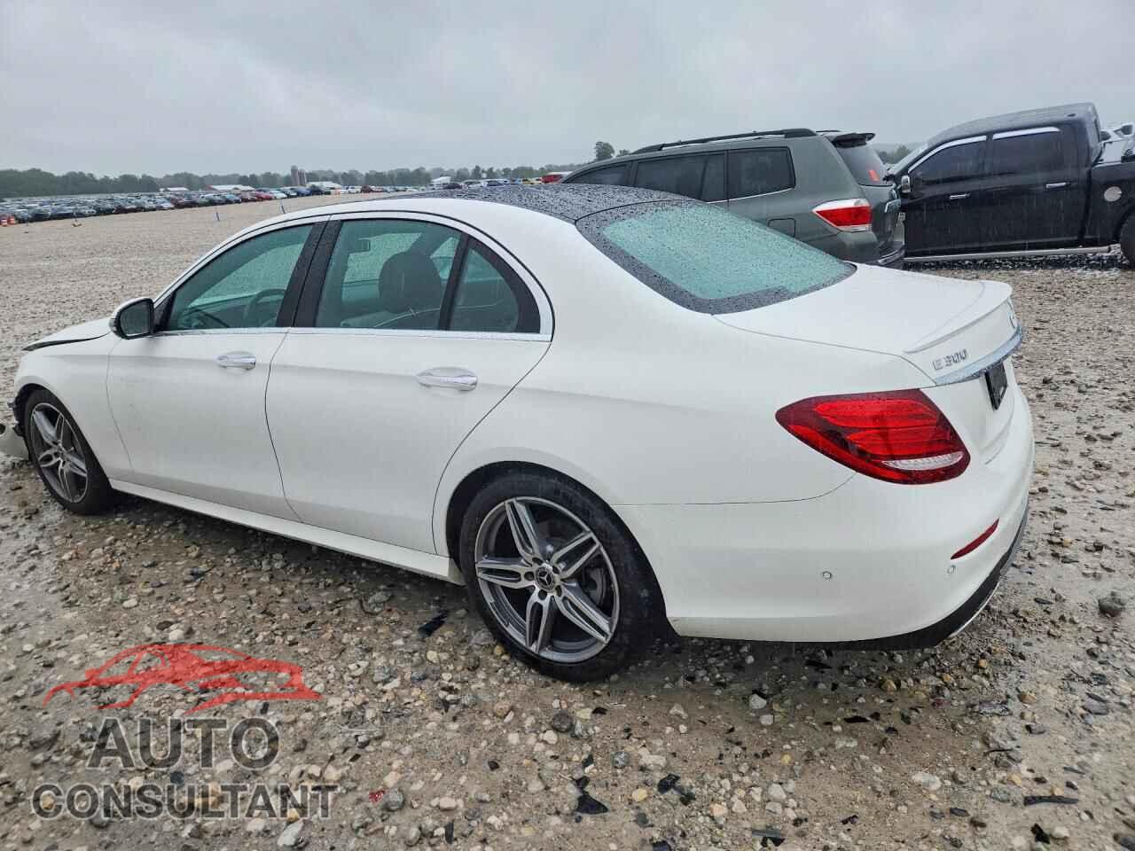 MERCEDES-BENZ E-CLASS 2018 - WDDZF4JB5JA357768