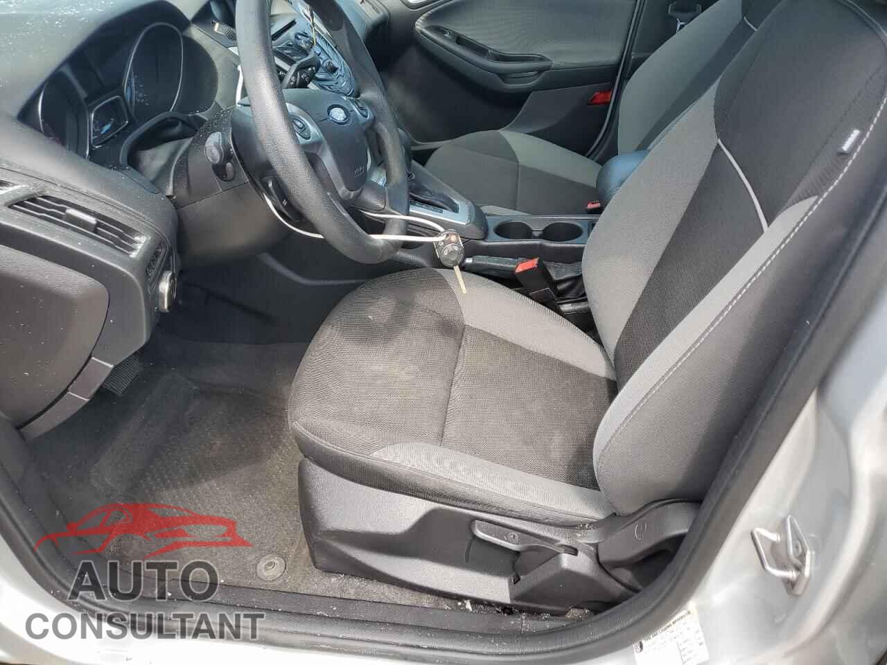 FORD FOCUS 2014 - 1FADP3F20EL313729