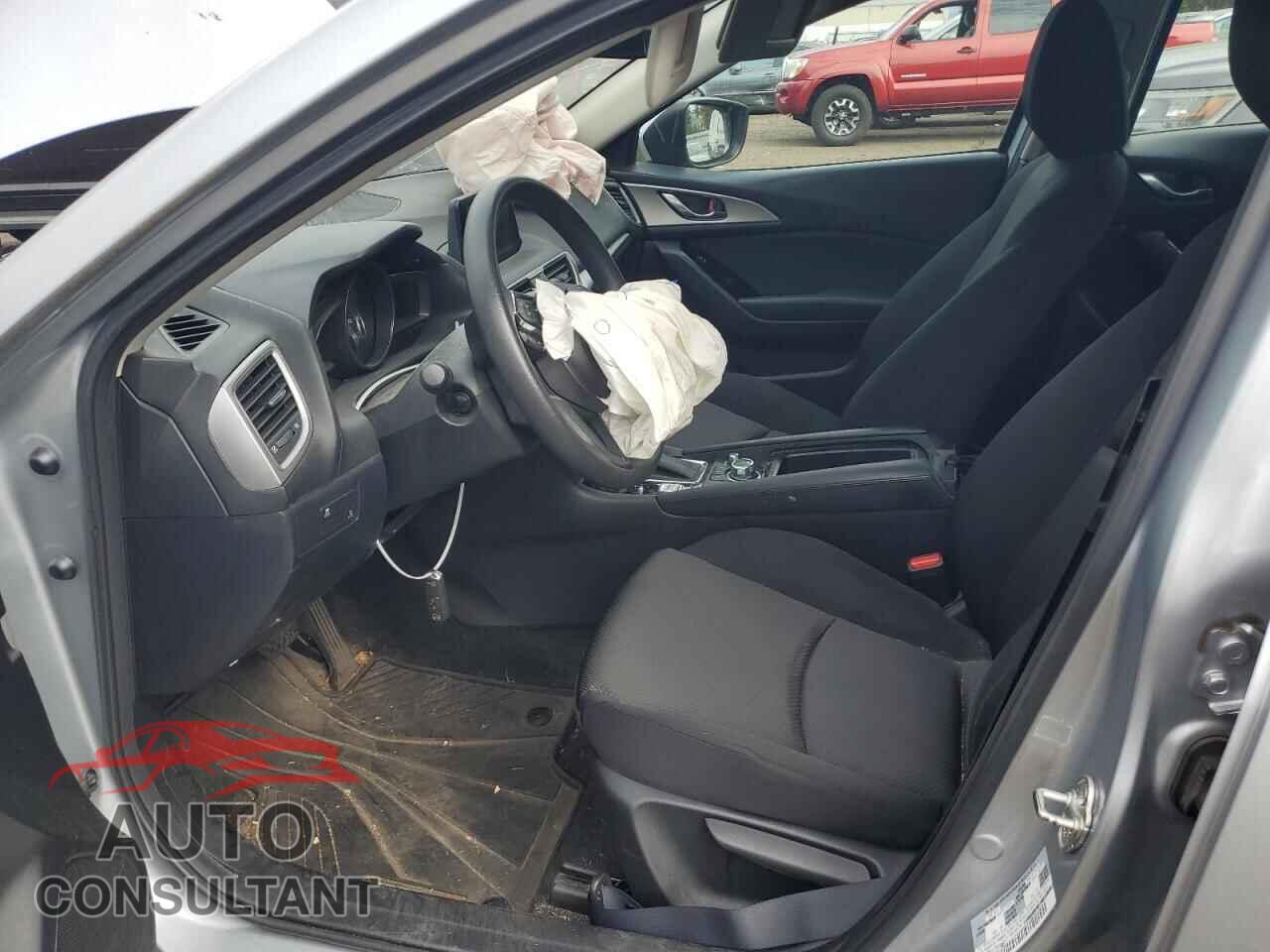 MAZDA 3 2017 - 3MZBN1K79HM148177