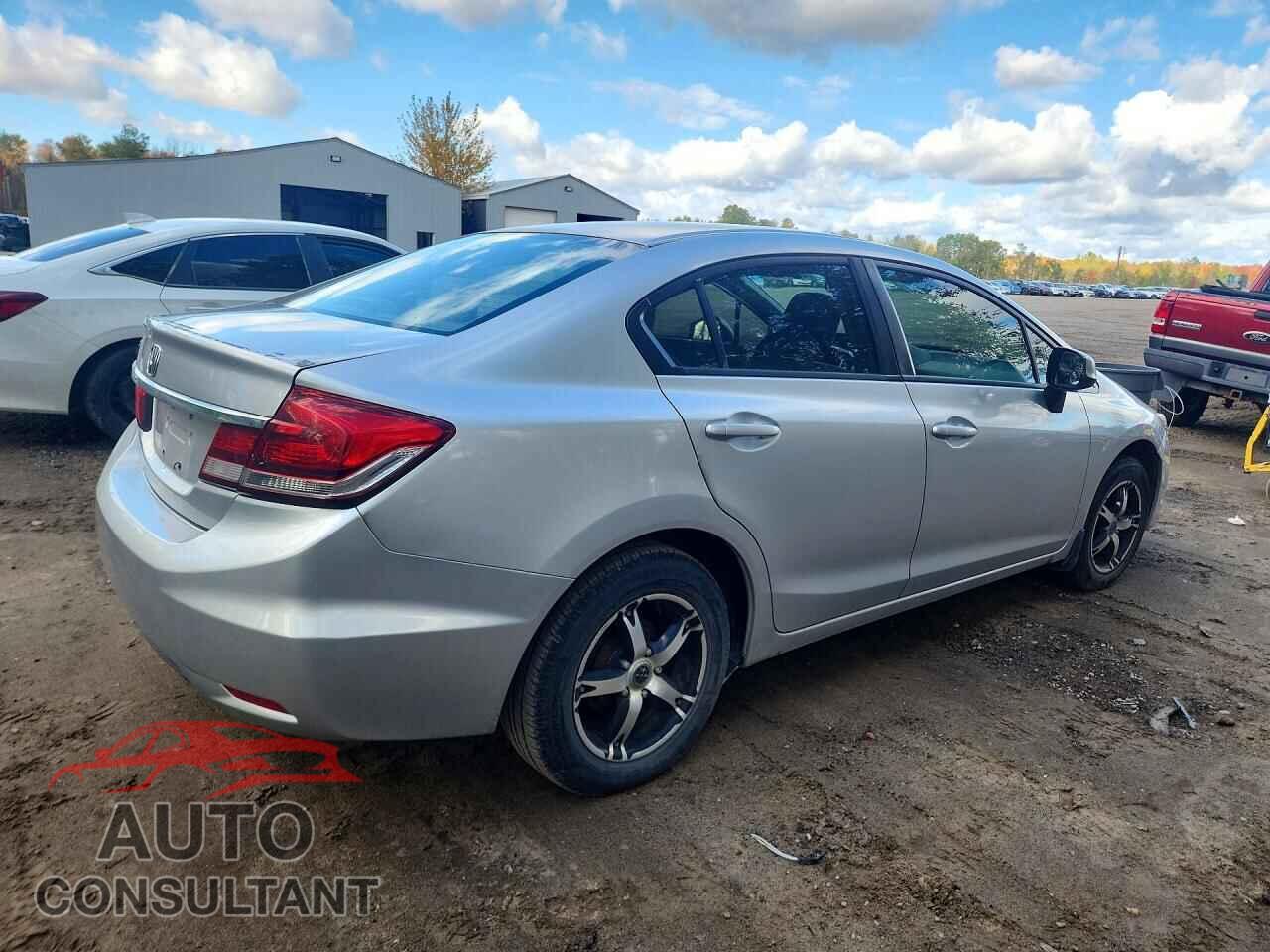 HONDA CIVIC 2013 - 2HGFB2F46DH105395