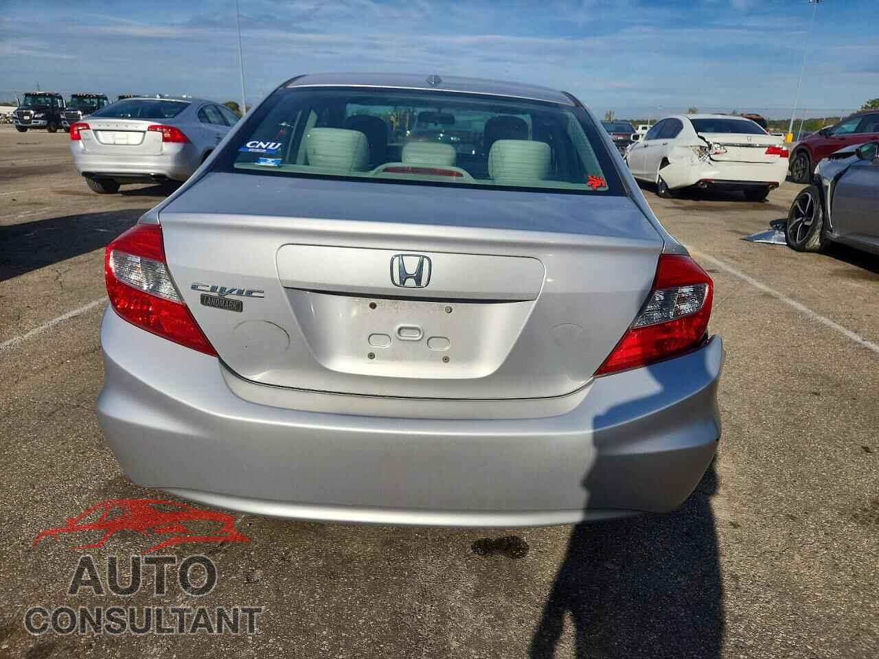 HONDA CIVIC 2012 - 19XFB2F80CE045092