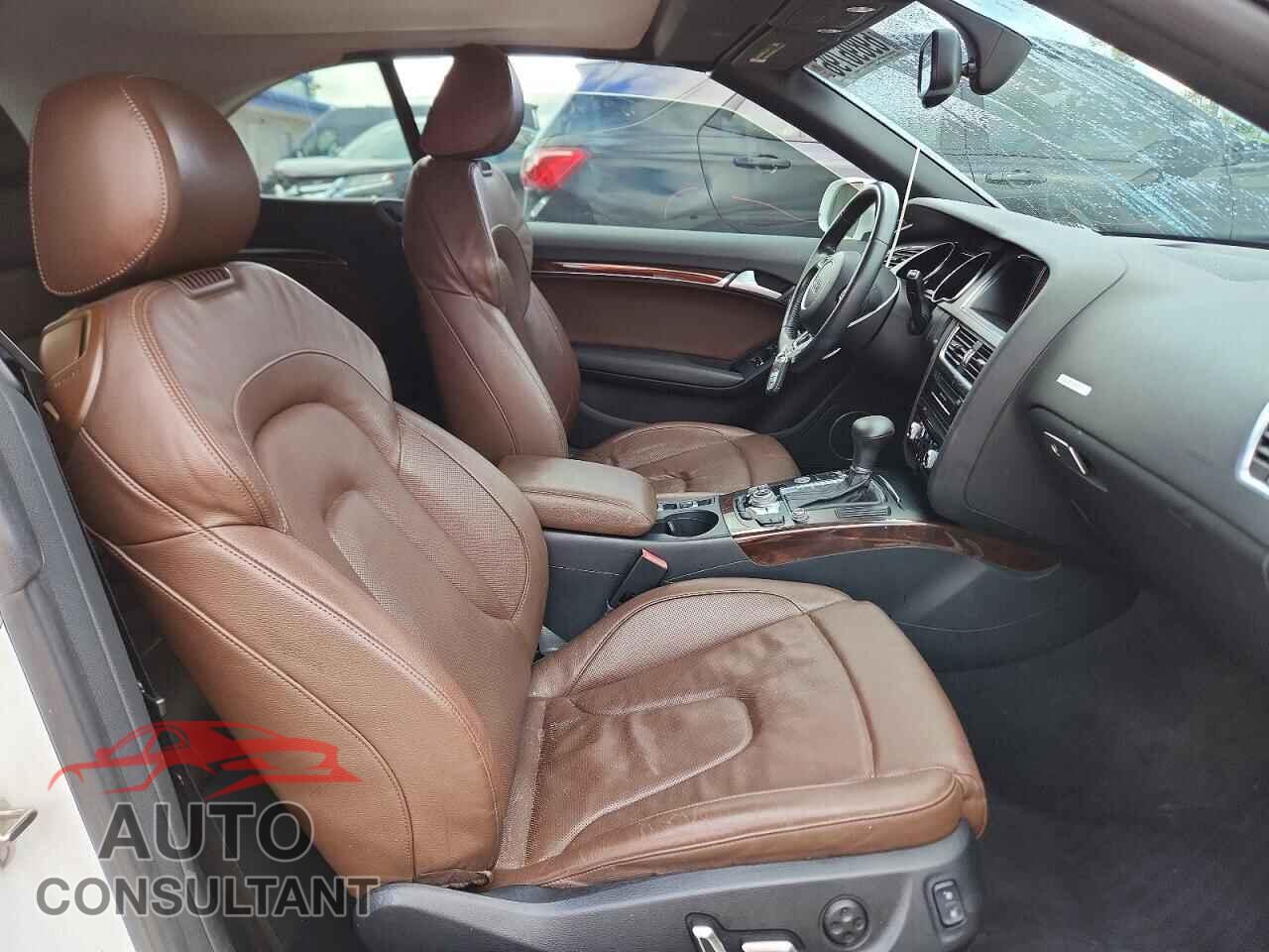 AUDI A5 2013 - WAULFAFH2DN007634