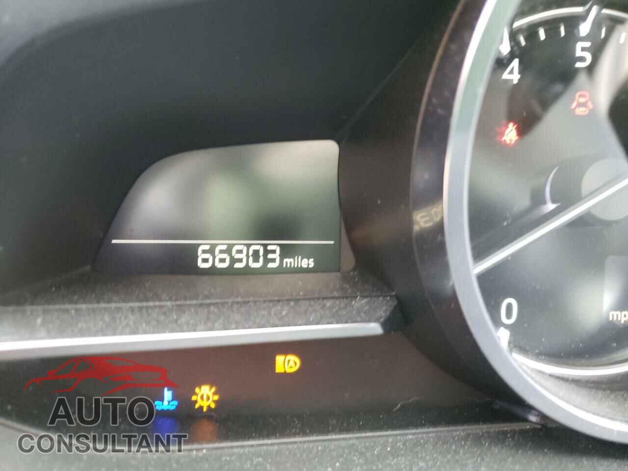 MAZDA 3 2017 - JM1BN1W30H1119237