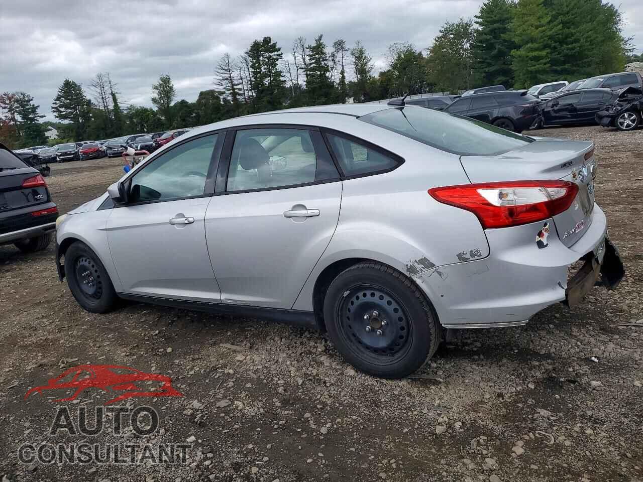FORD FOCUS 2012 - 1FAHP3F28CL179812