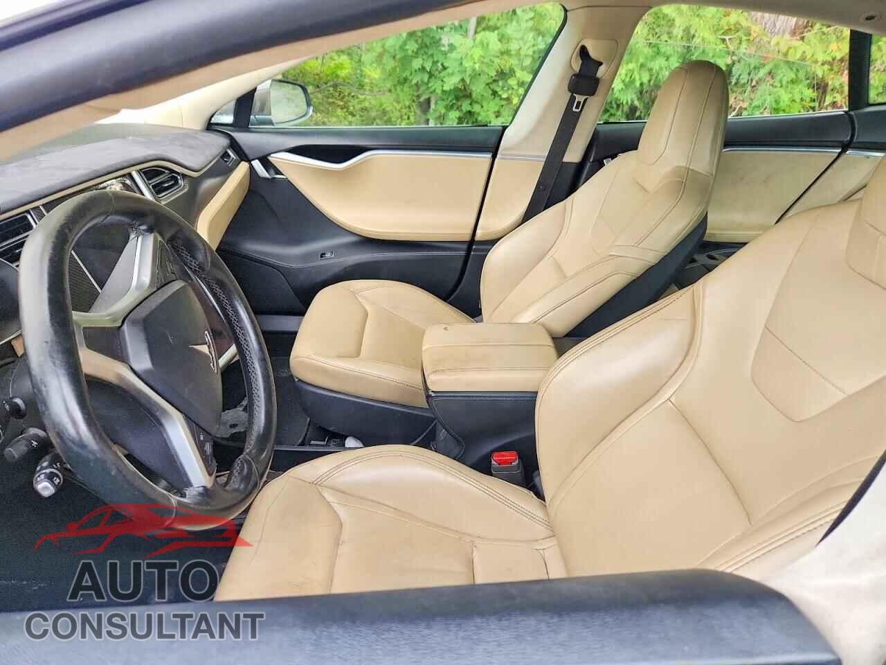TESLA MODEL S 2014 - 5YJSA1H2XEFP65050