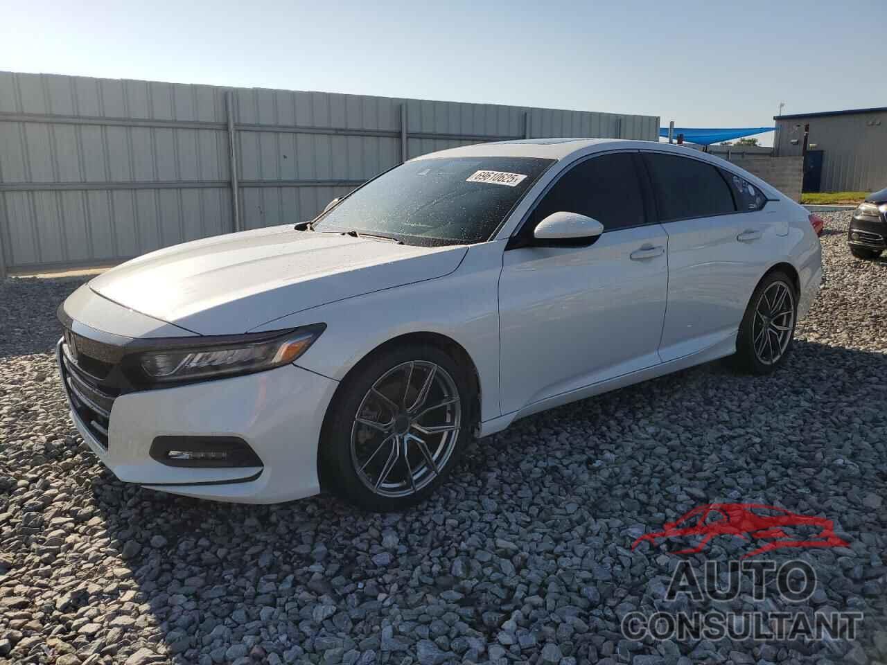 HONDA ACCORD 2018 - 1HGCV2F38JA003026