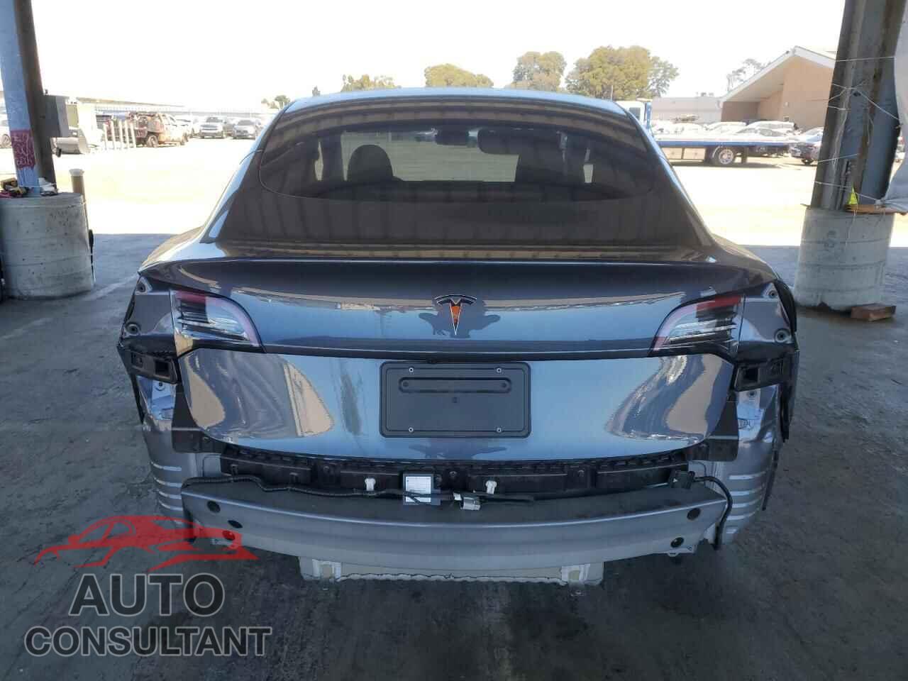 TESLA MODEL 3 2023 - 5YJ3E1EA4PF558855