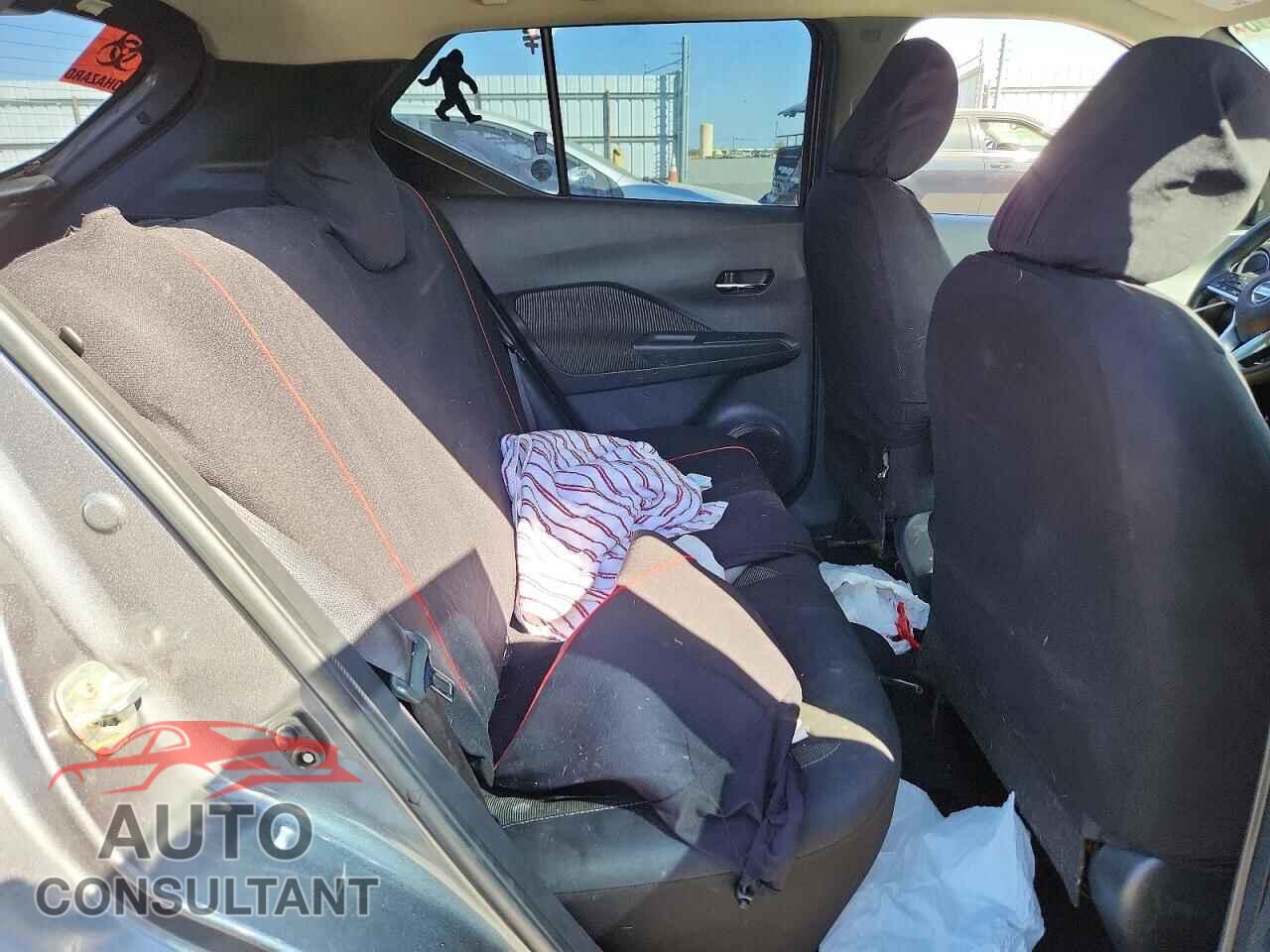 NISSAN KICKS 2019 - 3N1CP5CU3KL520285