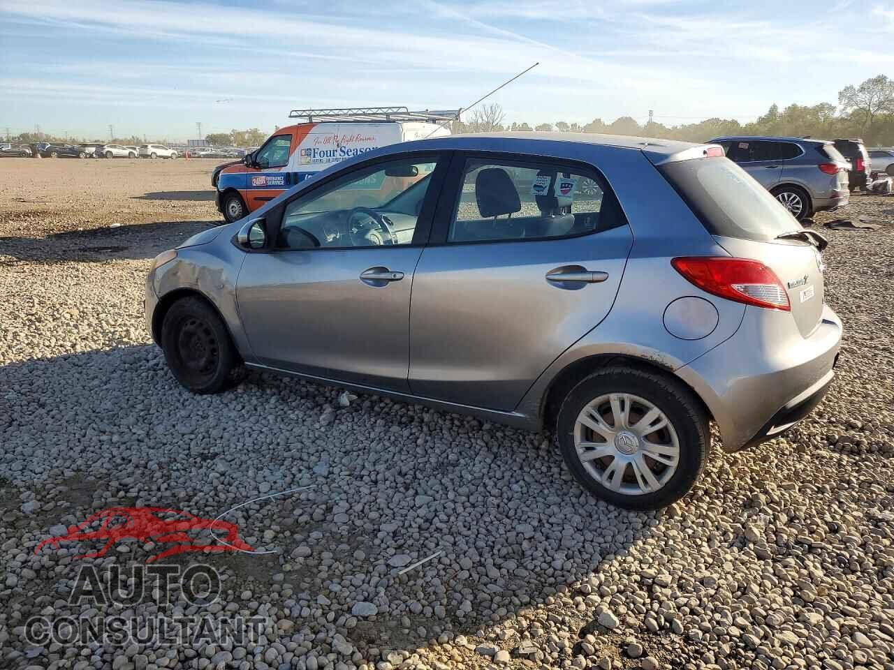 MAZDA 2 2014 - JM1DE1KY1E0171925