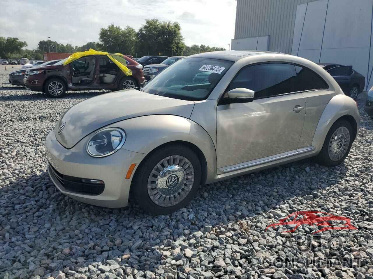 VOLKSWAGEN BEETLE 2013 - 3VWJX7AT9DM679218