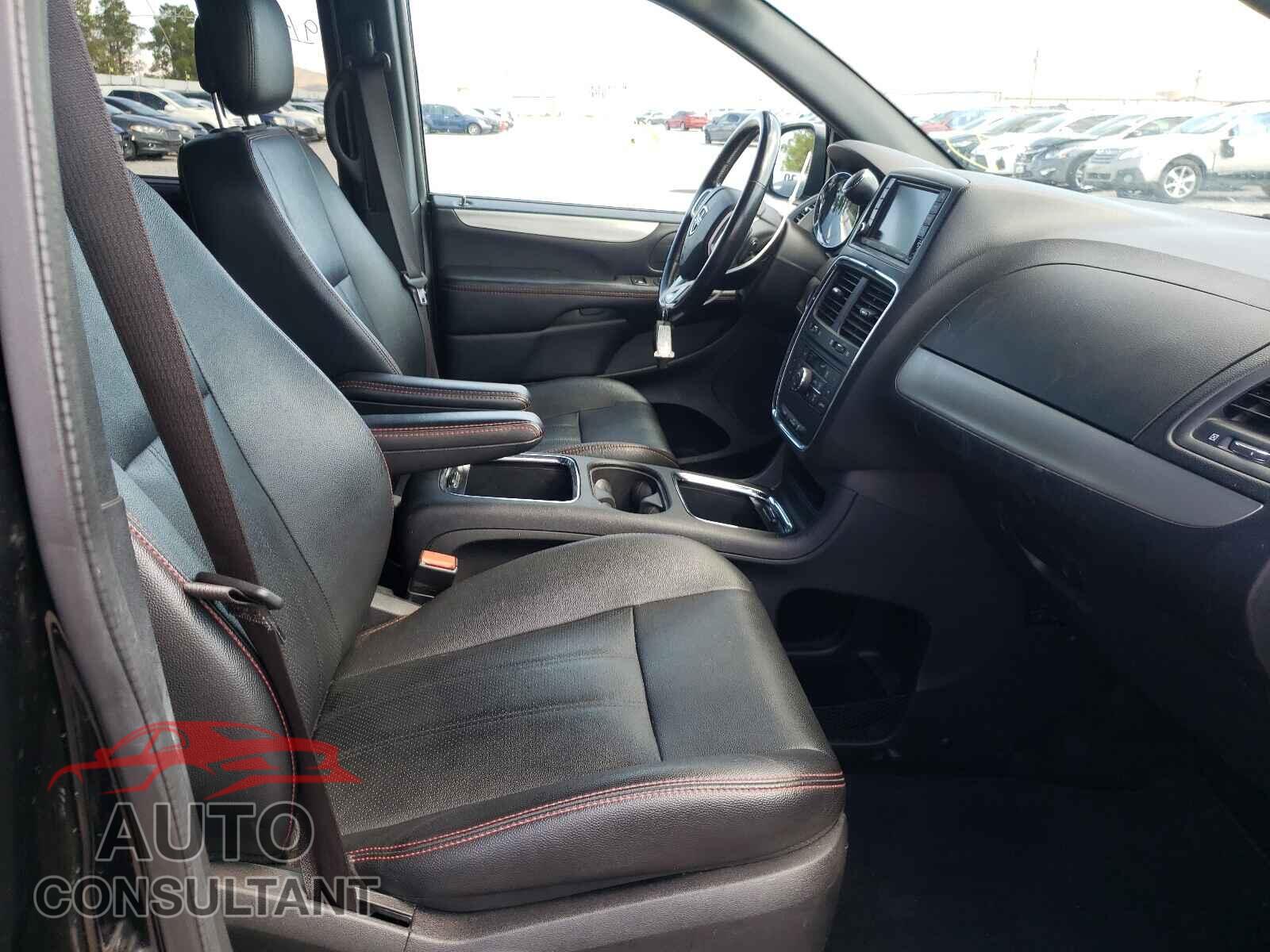 DODGE GRAND CARA 2019 - 2C4RDGEG6KR768696