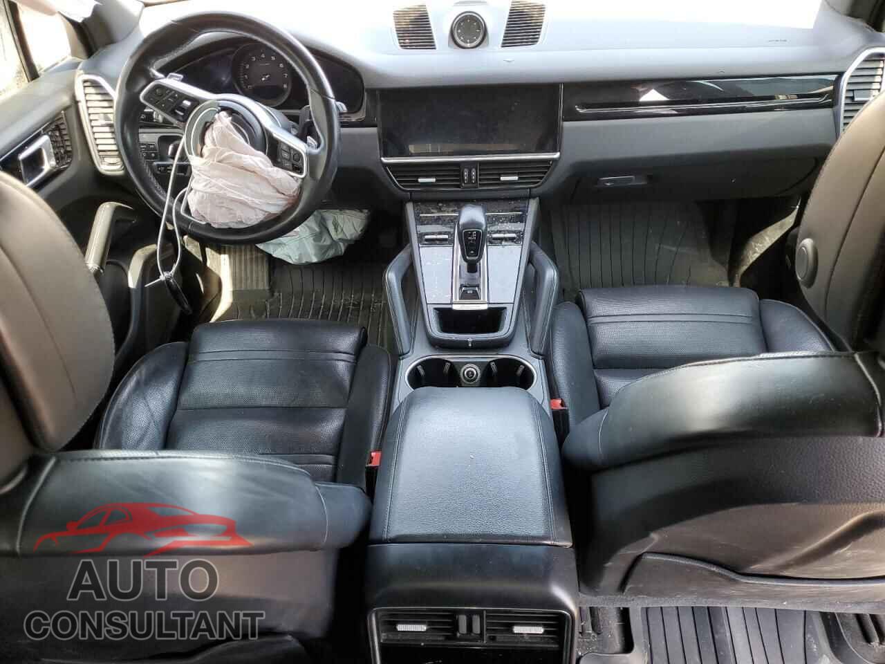 PORSCHE CAYENNE 2019 - WP1AA2AY6KDA01942