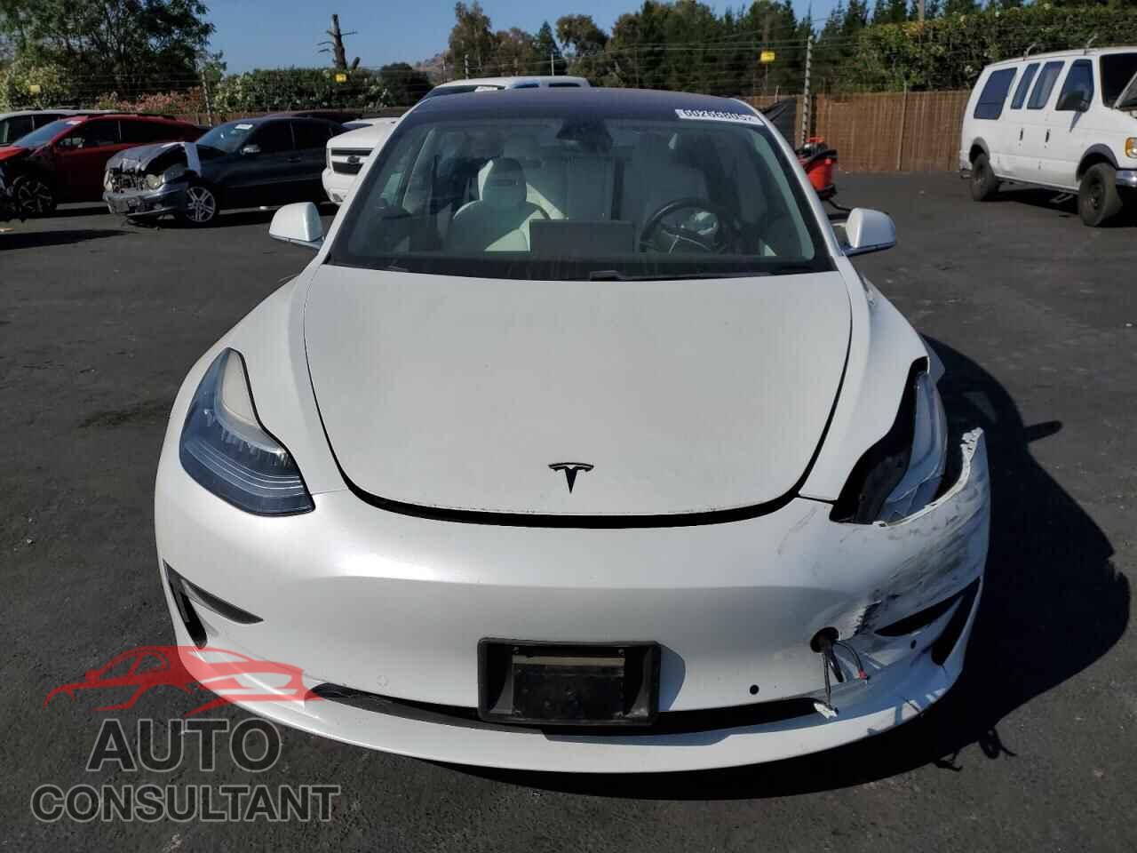 TESLA MODEL 3 2018 - 5YJ3E1EB5JF112911