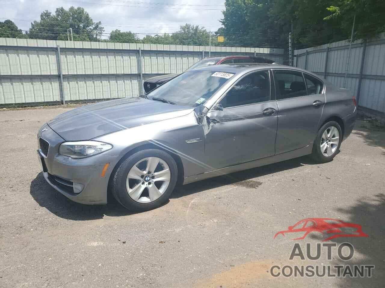 BMW 5 SERIES 2013 - WBAXG5C56DDY35028