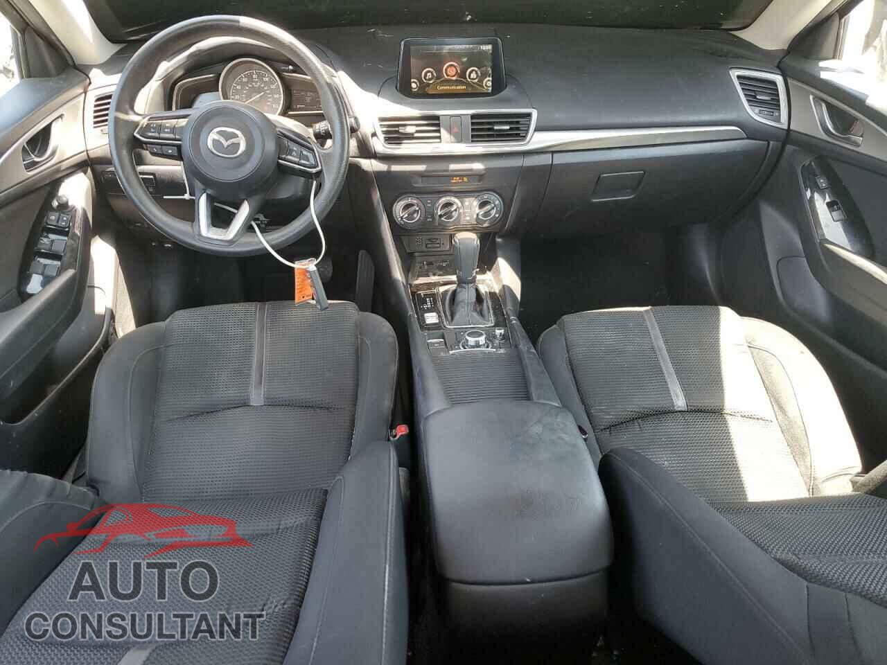 MAZDA 3 2017 - 3MZBN1U7XHM106291