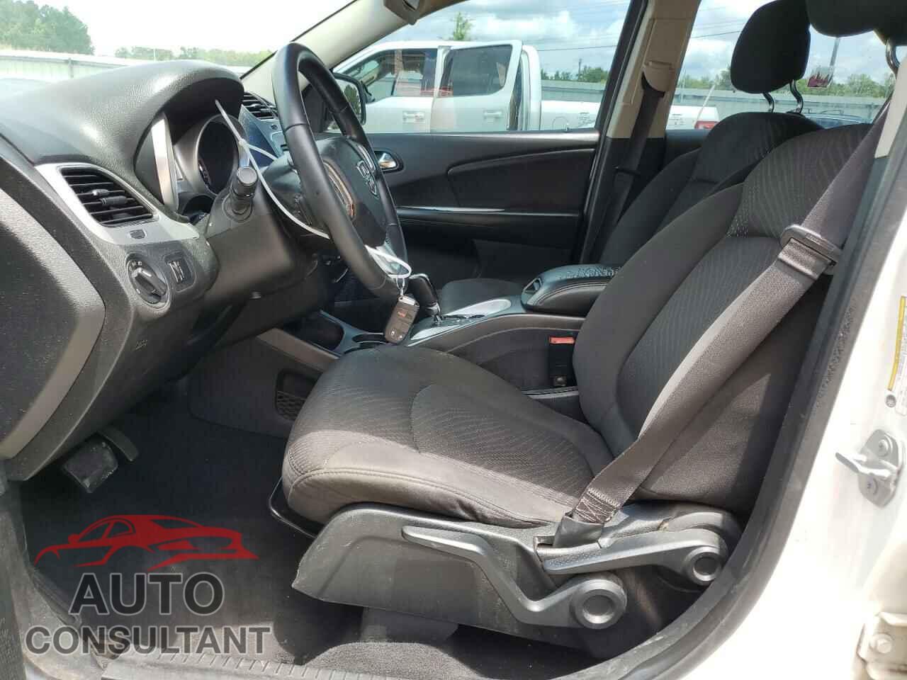 DODGE JOURNEY 2015 - 3C4PDCAB0FT641696