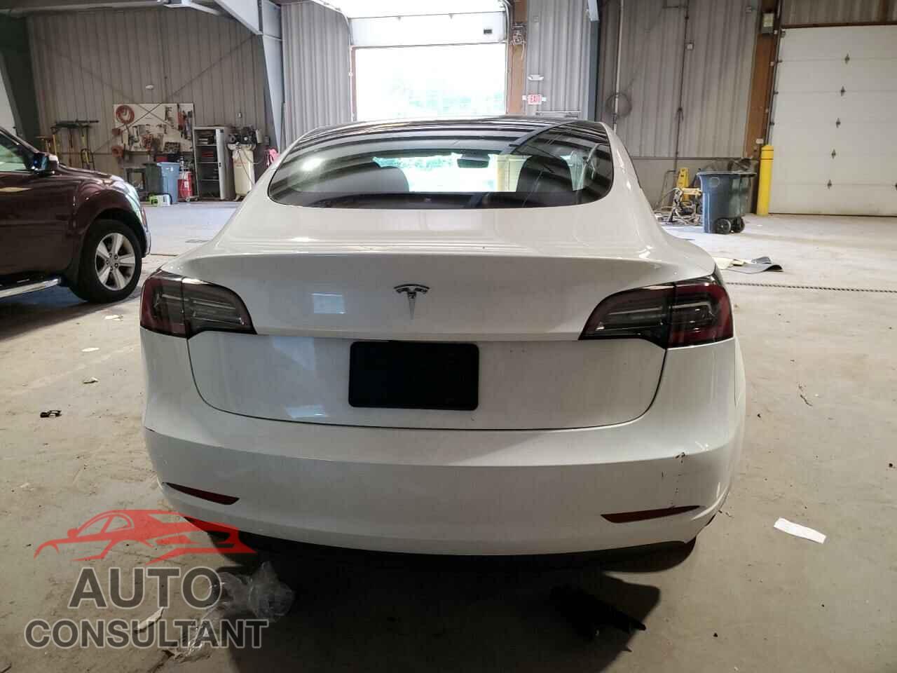 TESLA MODEL 3 2023 - 5YJ3E1EA1PF567688