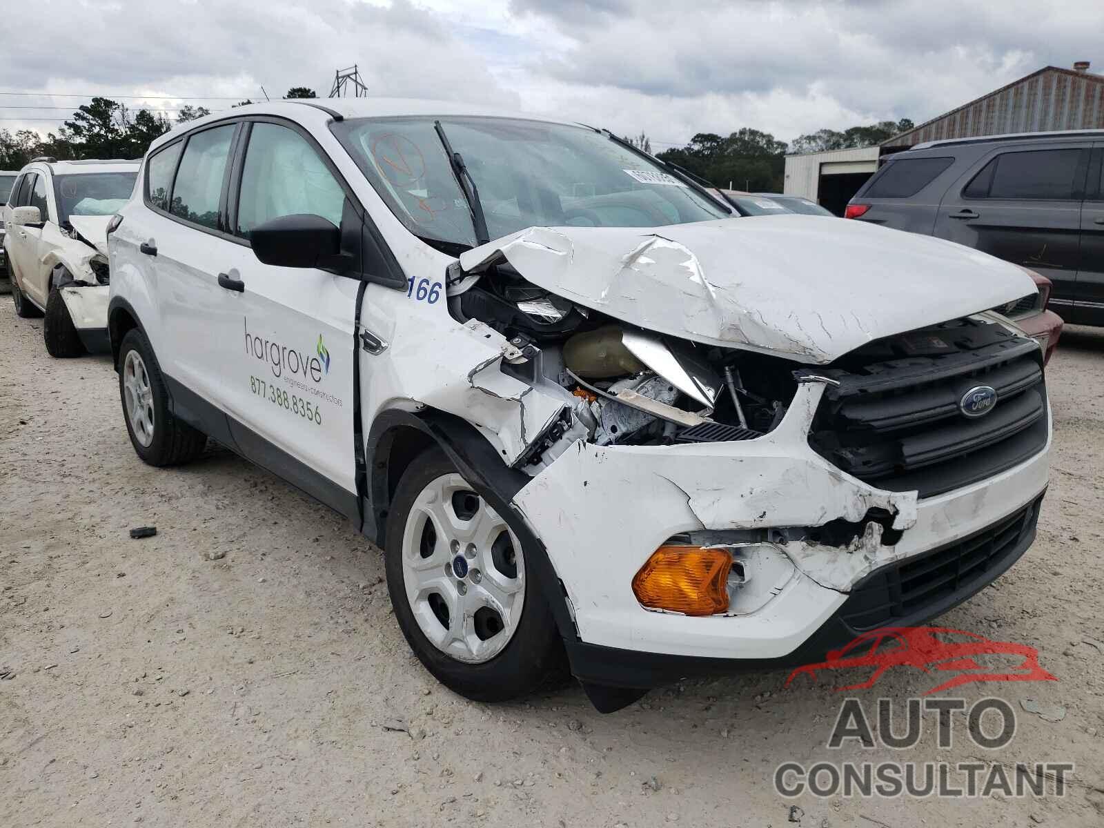 FORD ESCAPE 2017 - 1FMCU0F75HUD94536