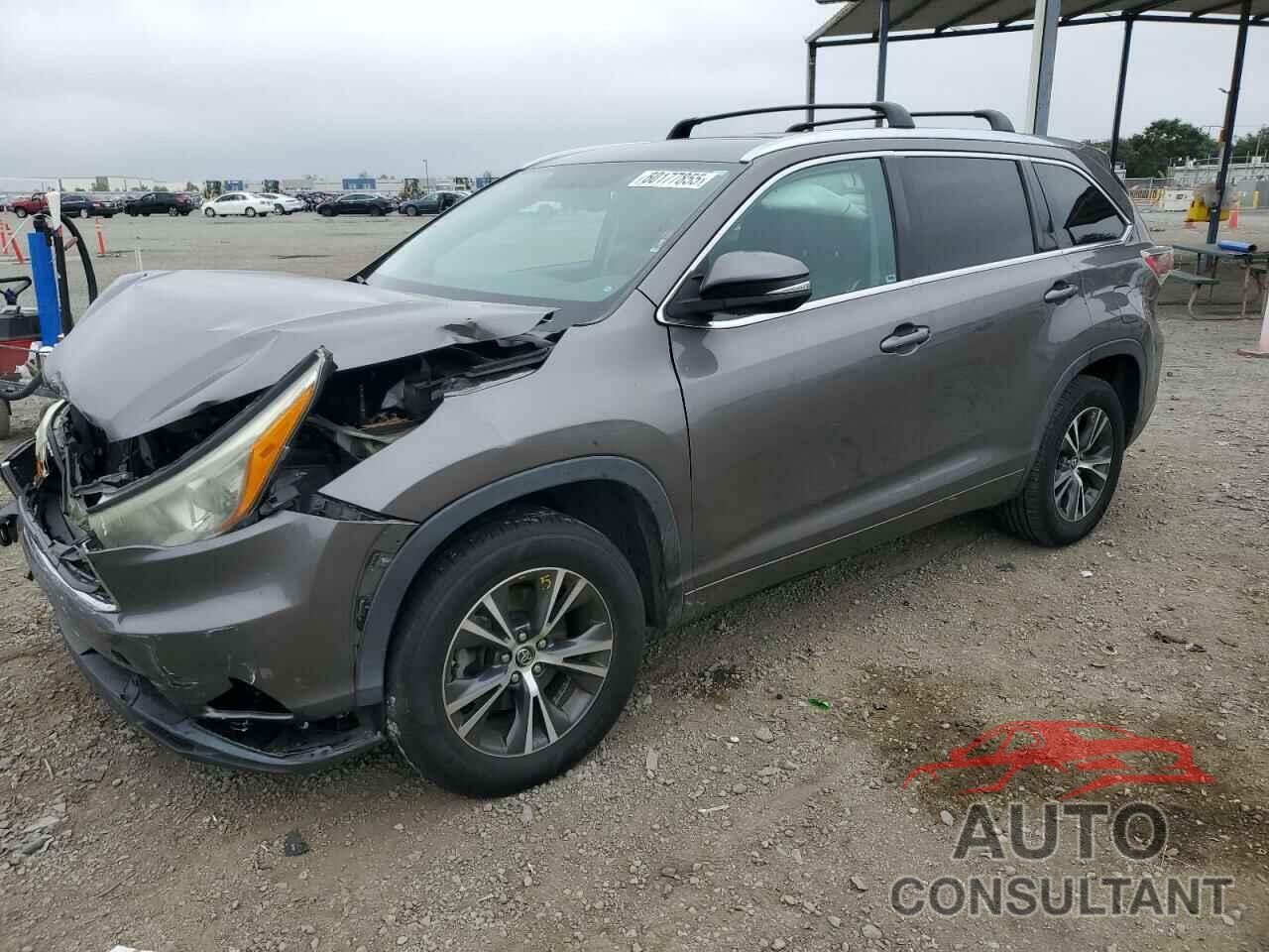 TOYOTA HIGHLANDER 2016 - 5TDKKRFH4GS136014