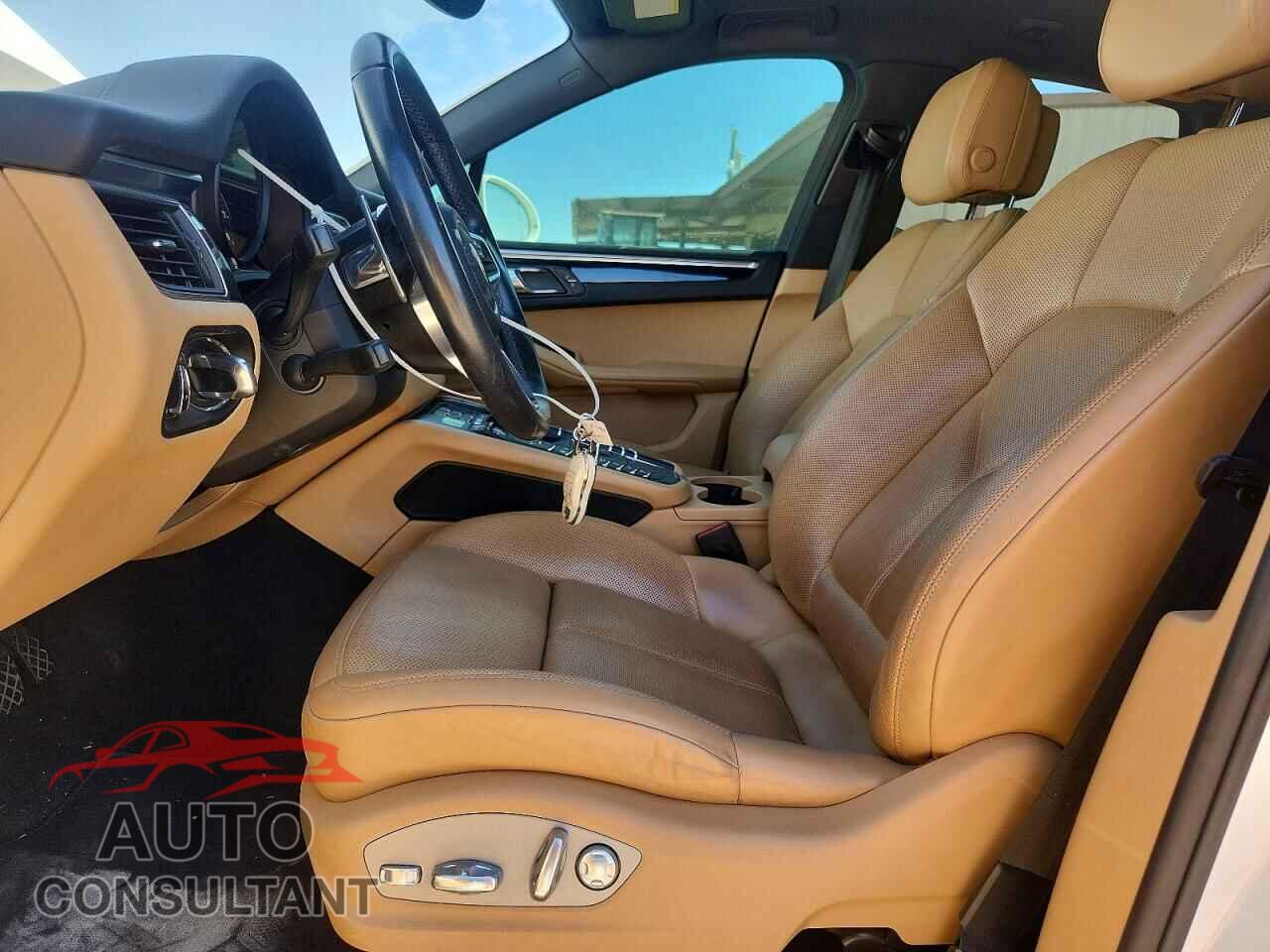 PORSCHE MACAN 2018 - WP1AA2A56JLB12811