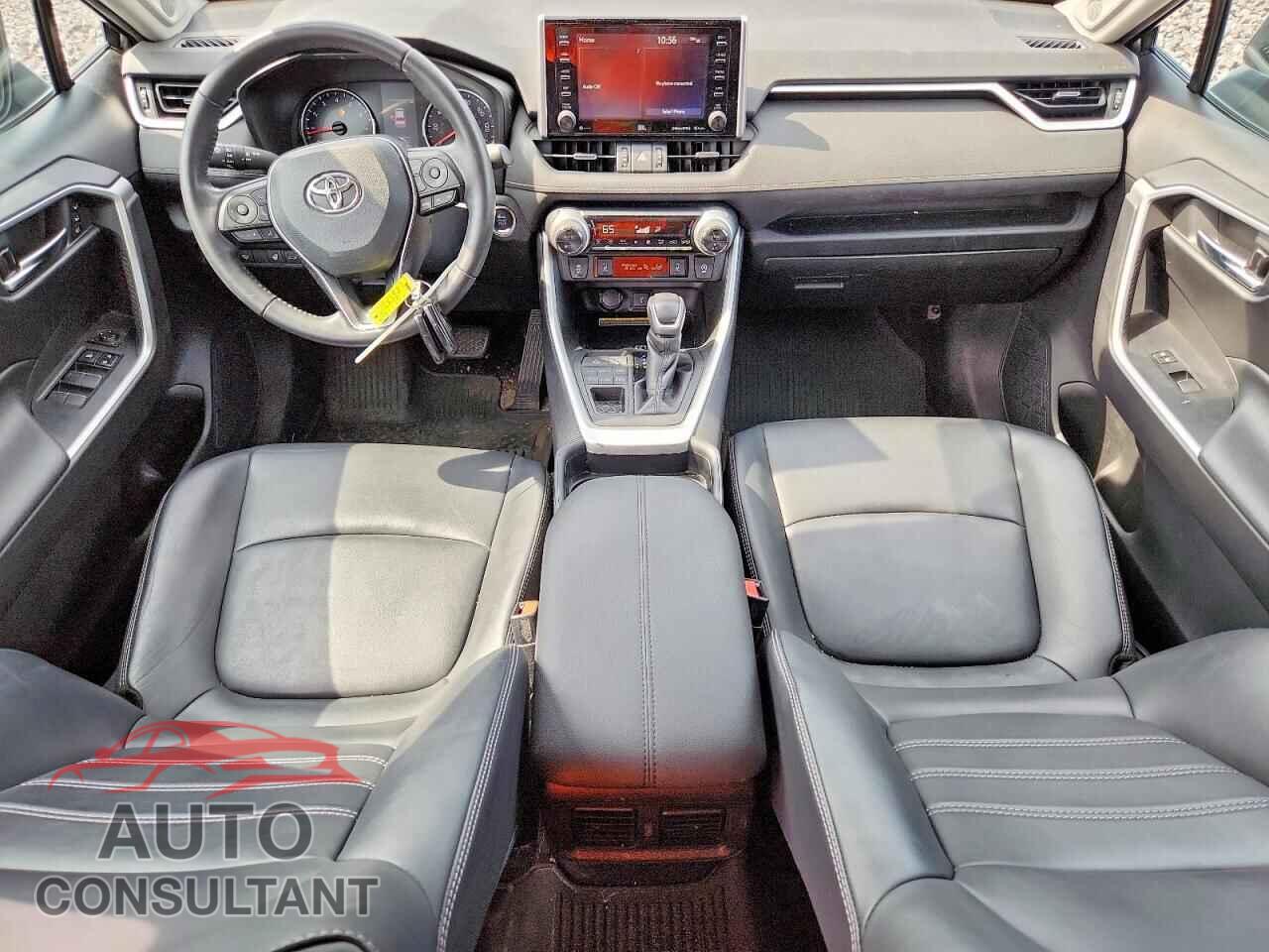 TOYOTA RAV4 2020 - 2T3A1RFV8LC065415