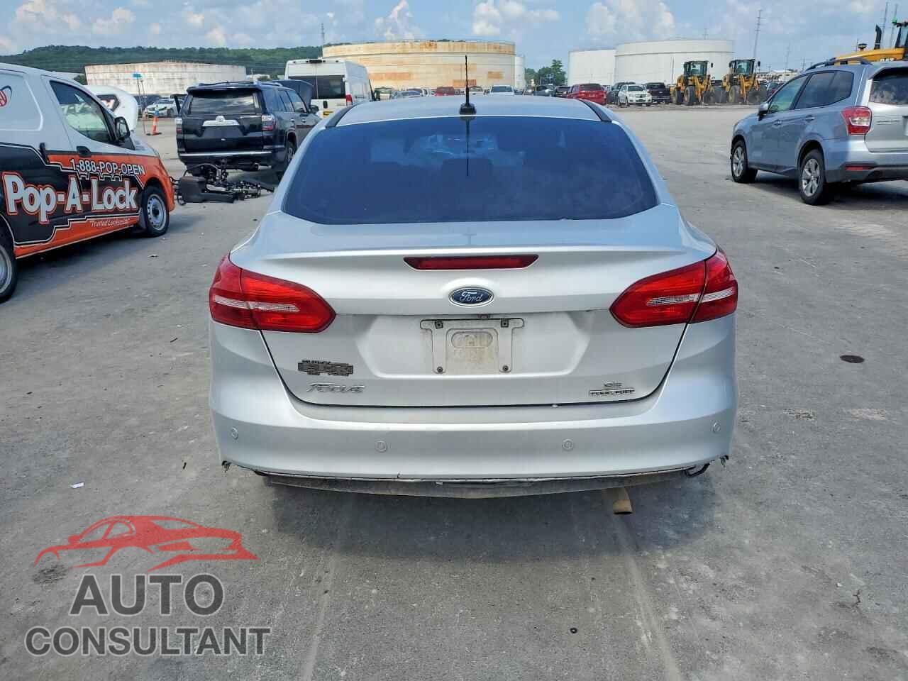 FORD FOCUS 2015 - 1FADP3F26FL220067
