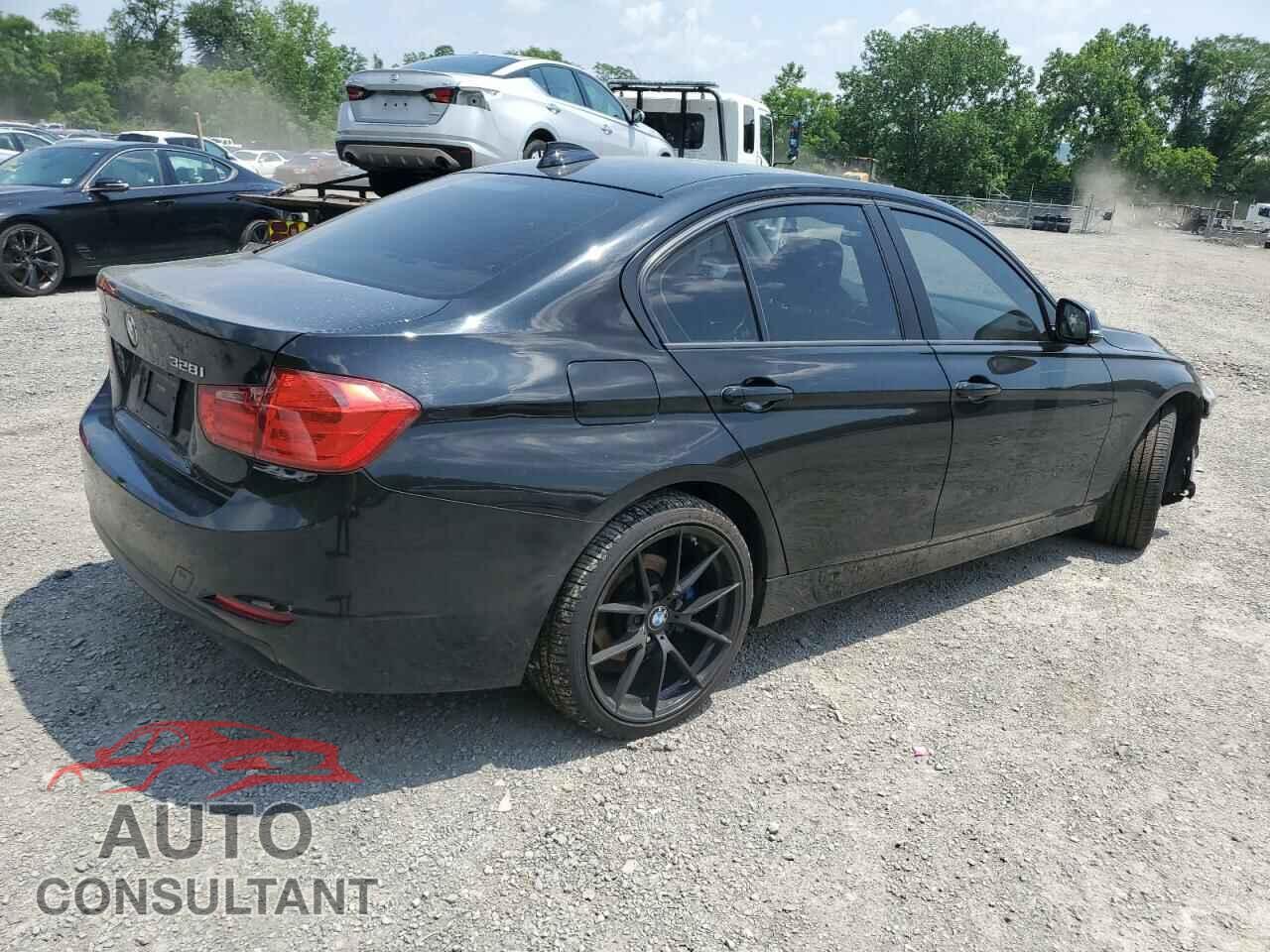 BMW 3 SERIES 2014 - WBA3B5C50EF599611