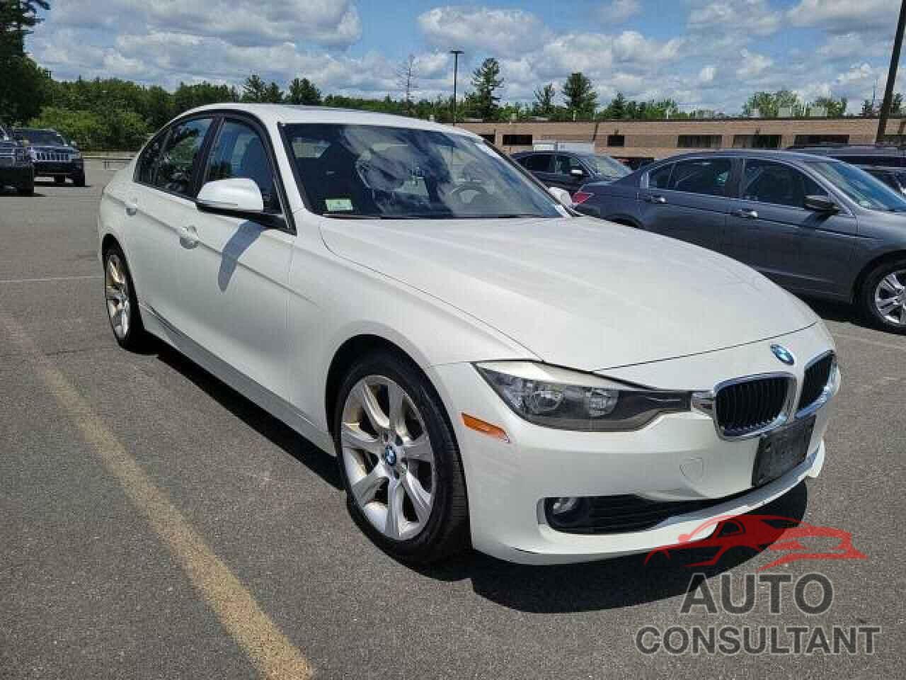 BMW 3 SERIES 2013 - WBA3C3C5XDF982665