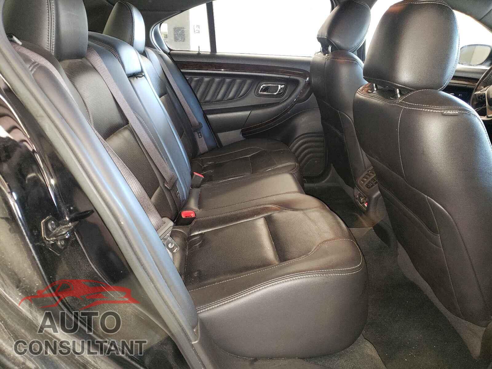 FORD TAURUS 2017 - 1FAHP2F84HG123459