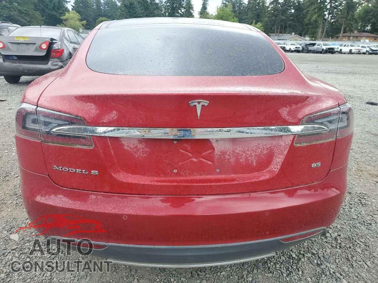 TESLA MODEL S 2015 - 5YJSA1H18FF082160