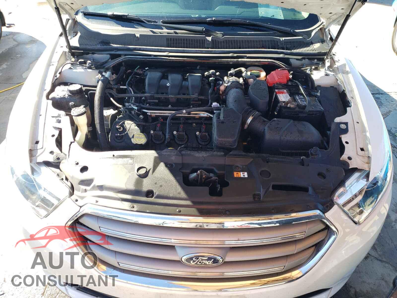 FORD TAURUS 2016 - 1FAHP2E81GG131714