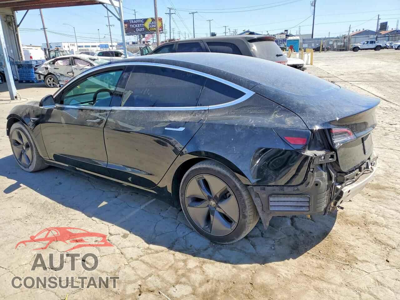 TESLA MODEL 3 2019 - 5YJ3E1EB2KF208979