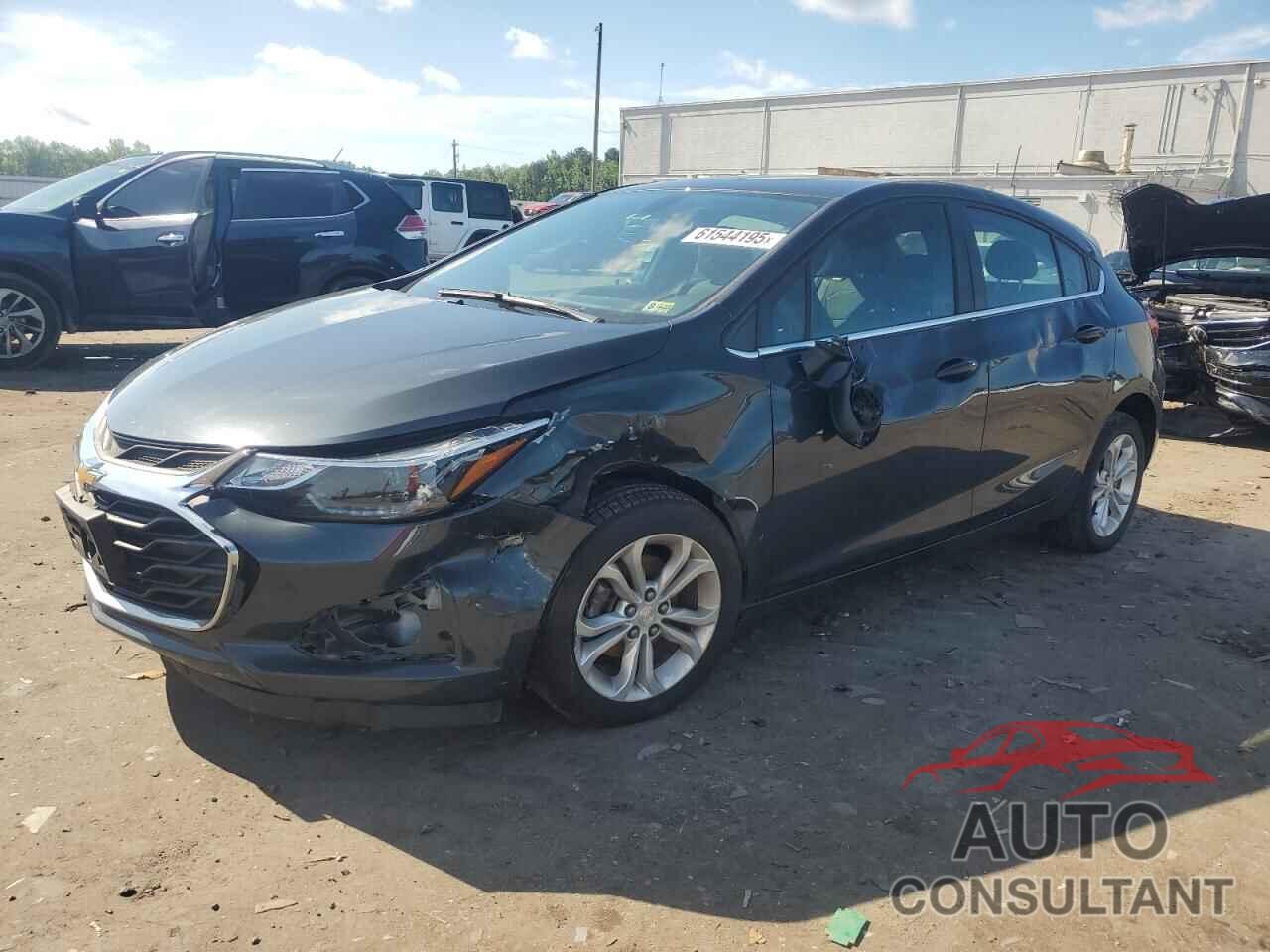 CHEVROLET CRUZE 2019 - 3G1BE6SM4KS605432
