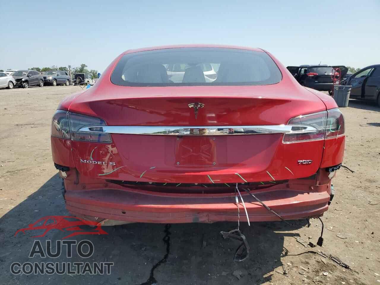 TESLA MODEL S 2015 - 5YJSA1E20FF114998