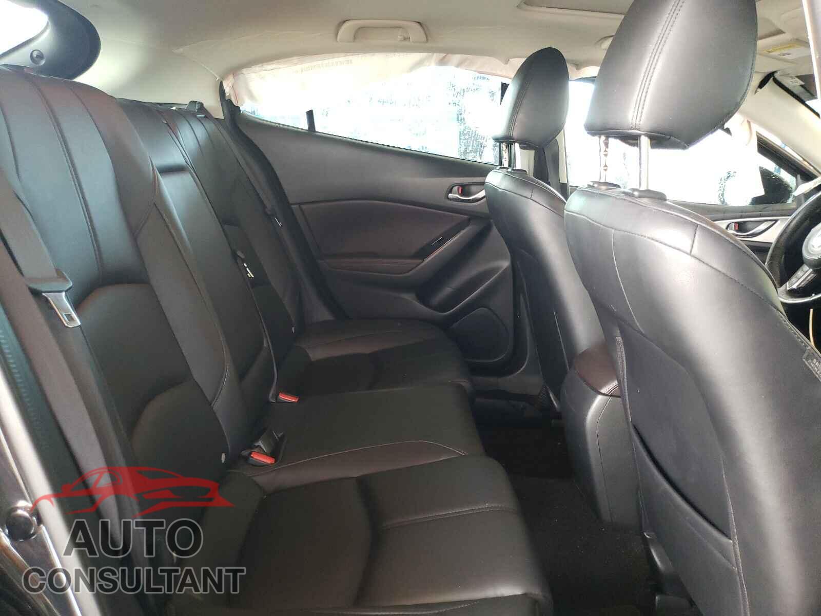 MAZDA 3 2017 - JM1BN1L37H1134208