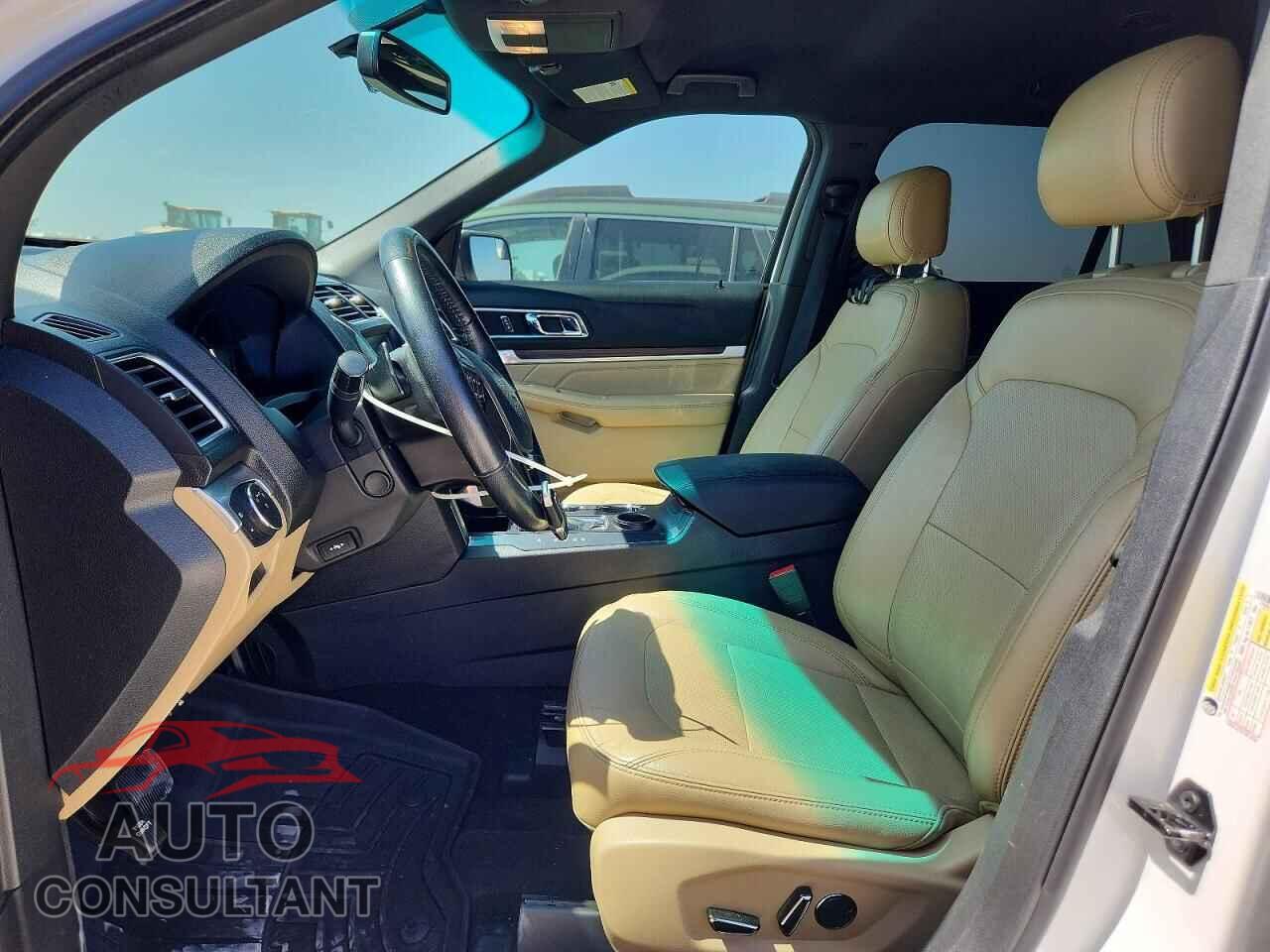 FORD EXPLORER 2017 - 1FM5K7F89HGA99065