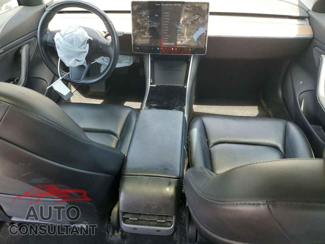 TESLA MODEL 3 2018 - 5YJ3E1EA5JF154566
