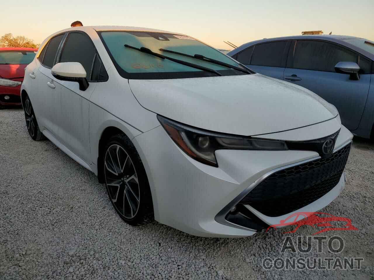 TOYOTA COROLLA 2020 - JTNC4RBE8L3090513
