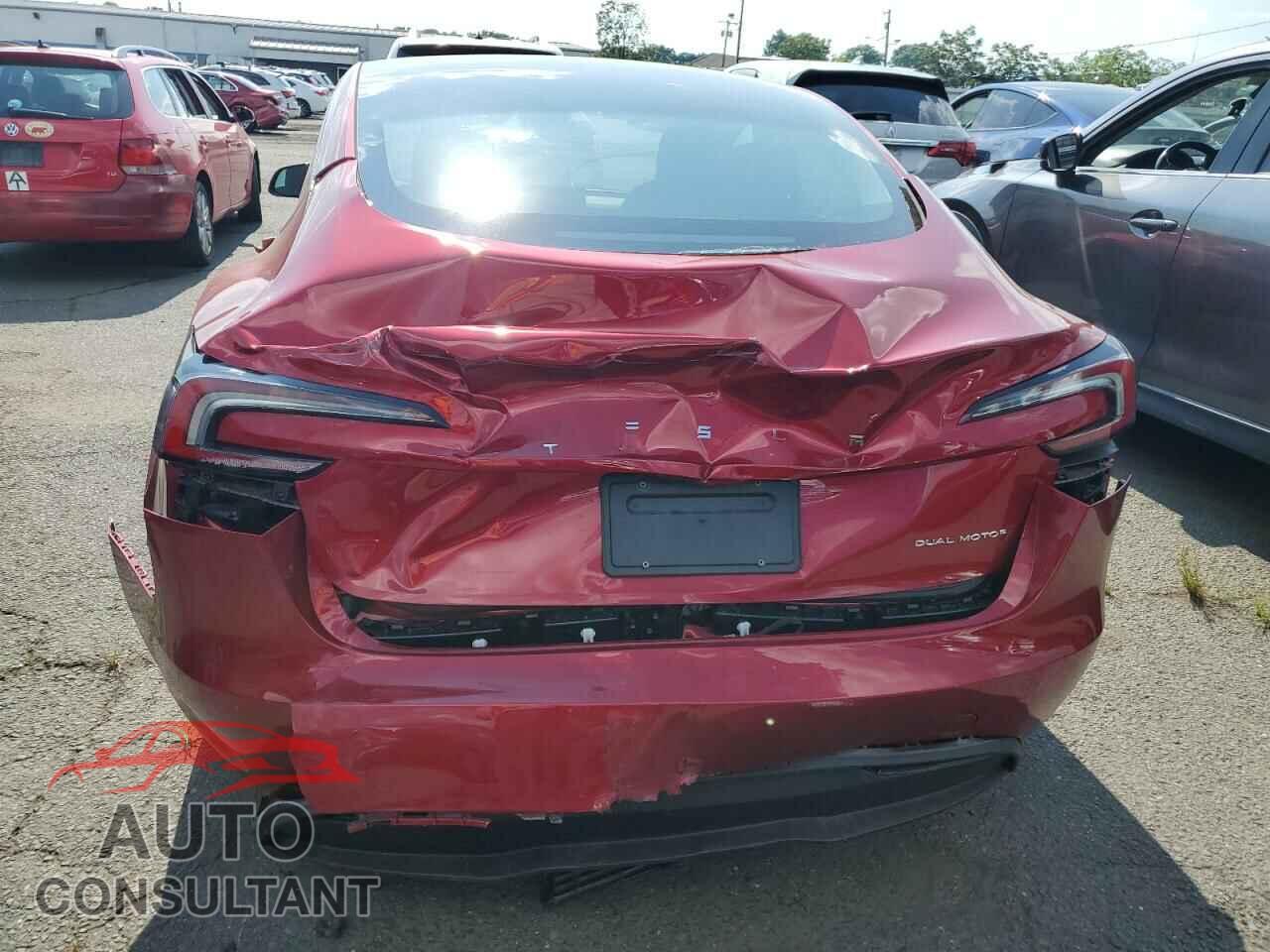 TESLA MODEL 3 2024 - 5YJ3E1EB8RF718523