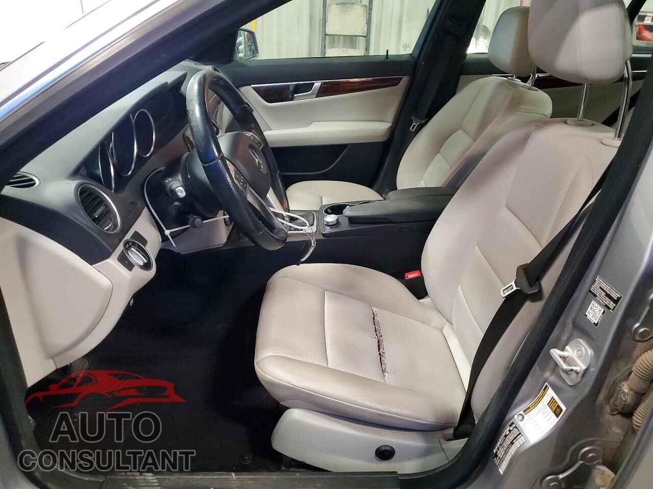 MERCEDES-BENZ C-CLASS 2014 - WDDGF8AB8EA944101