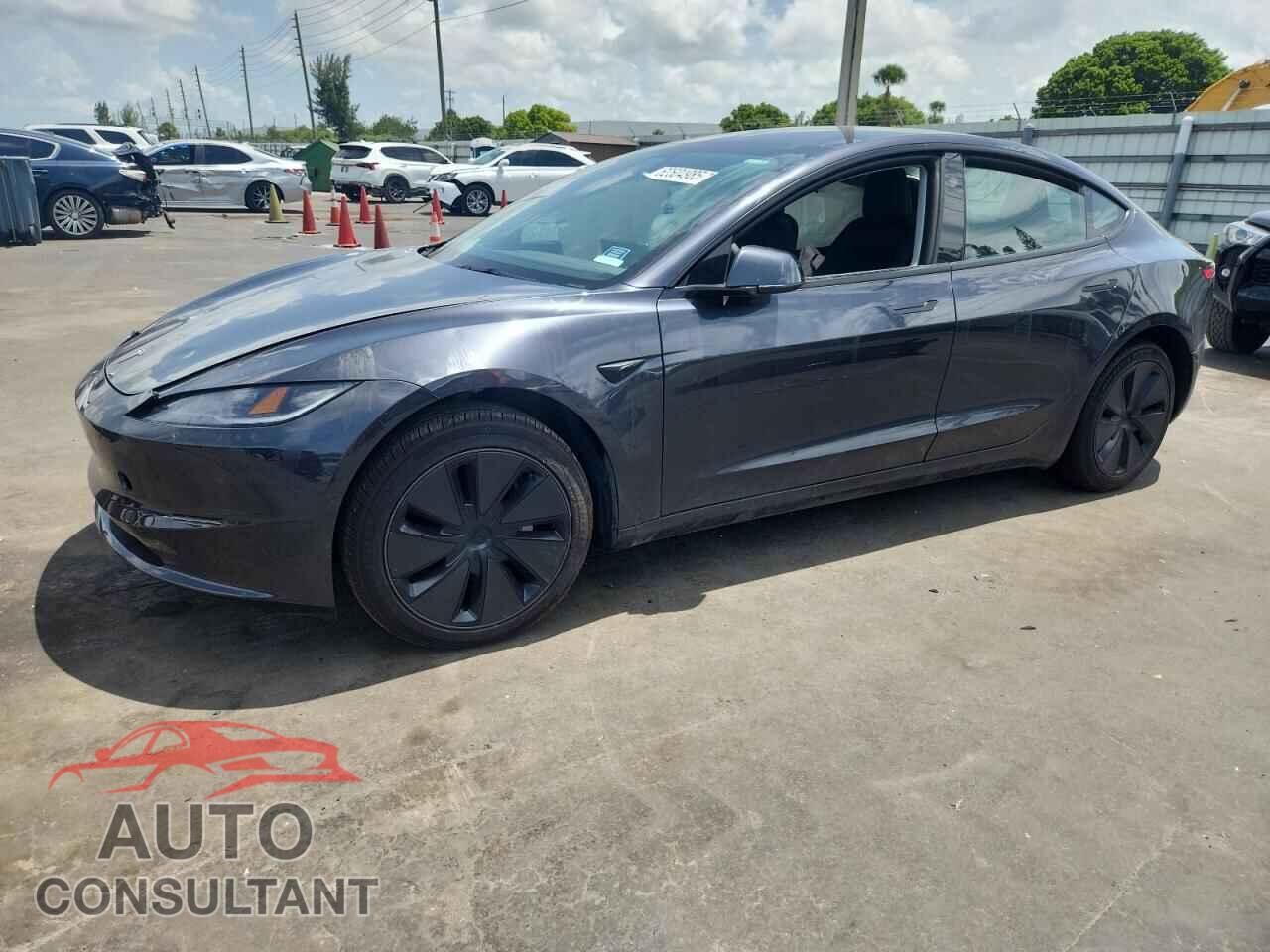 TESLA MODEL 3 2024 - 5YJ3E1EA7RF749933